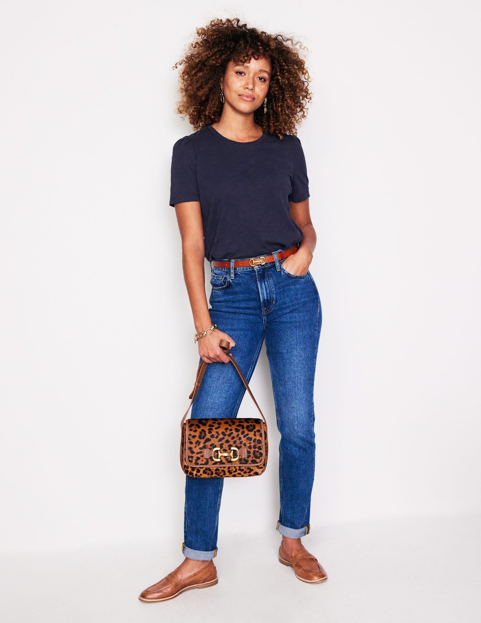 24waut_t1511_nav_m04_8bdbc221-88e4-41e4-8d9d-6c82f54e45b6