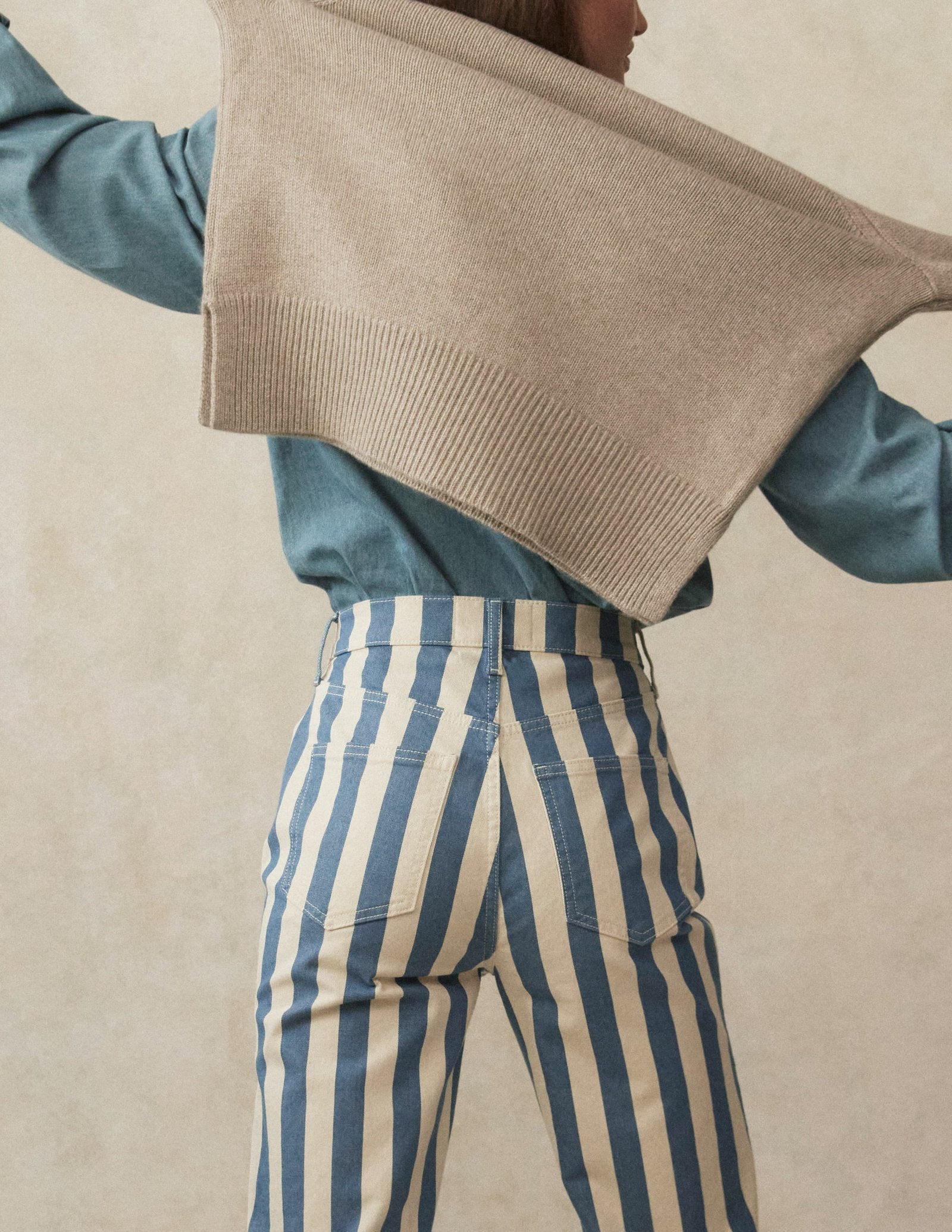 25wspr_r0733_blu_w02_04c259eb-a745-49ff-bafc-2af65d20c1e3