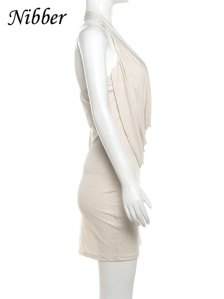 Nibber Diamond Pasted Solid Color Mini Dress Women Fashion Deep V-neck Strapless Dresses Female Trend Streetwear Clothing插图2 Nibber Diamond Pasted Solid Color Mini Dress Women Fashion Deep V-neck Strapless Dresses Female Trend Streetwear Clothing插图2