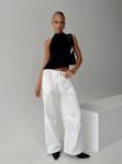 0-modelinfo-kiana-us2_47bc931c-ca38-4e33-b4b9-4876c49ac039