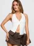 7-modelinfo-saskia-us2_3f8c54c3-b2ba-4349-891d-3ec2f79c5659