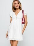 0-modelinfo-saskia-us2_2792d22c-14aa-44b2-845b-67d6ebd65274