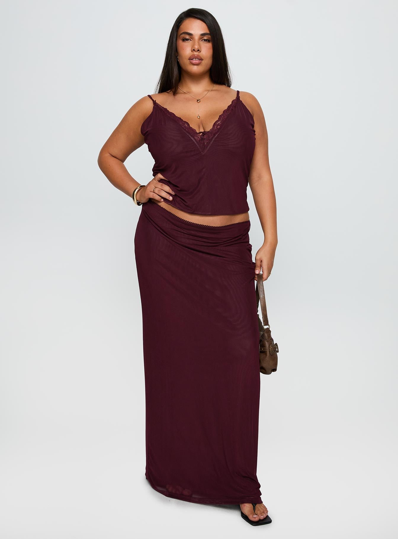 1-modelinfo-shay-us14