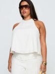 0-modelinfo-shay-us14_f06359f1-5f53-4958-bfd7-83281b2d82d8