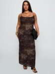0-modelinfo-shay-us14_472674c5-17aa-48c6-a6aa-1ad0597d4bd6