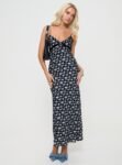 0-modelinfo-elly-us2_73db7c11-c54d-4638-8210-f4e85e64d84e
