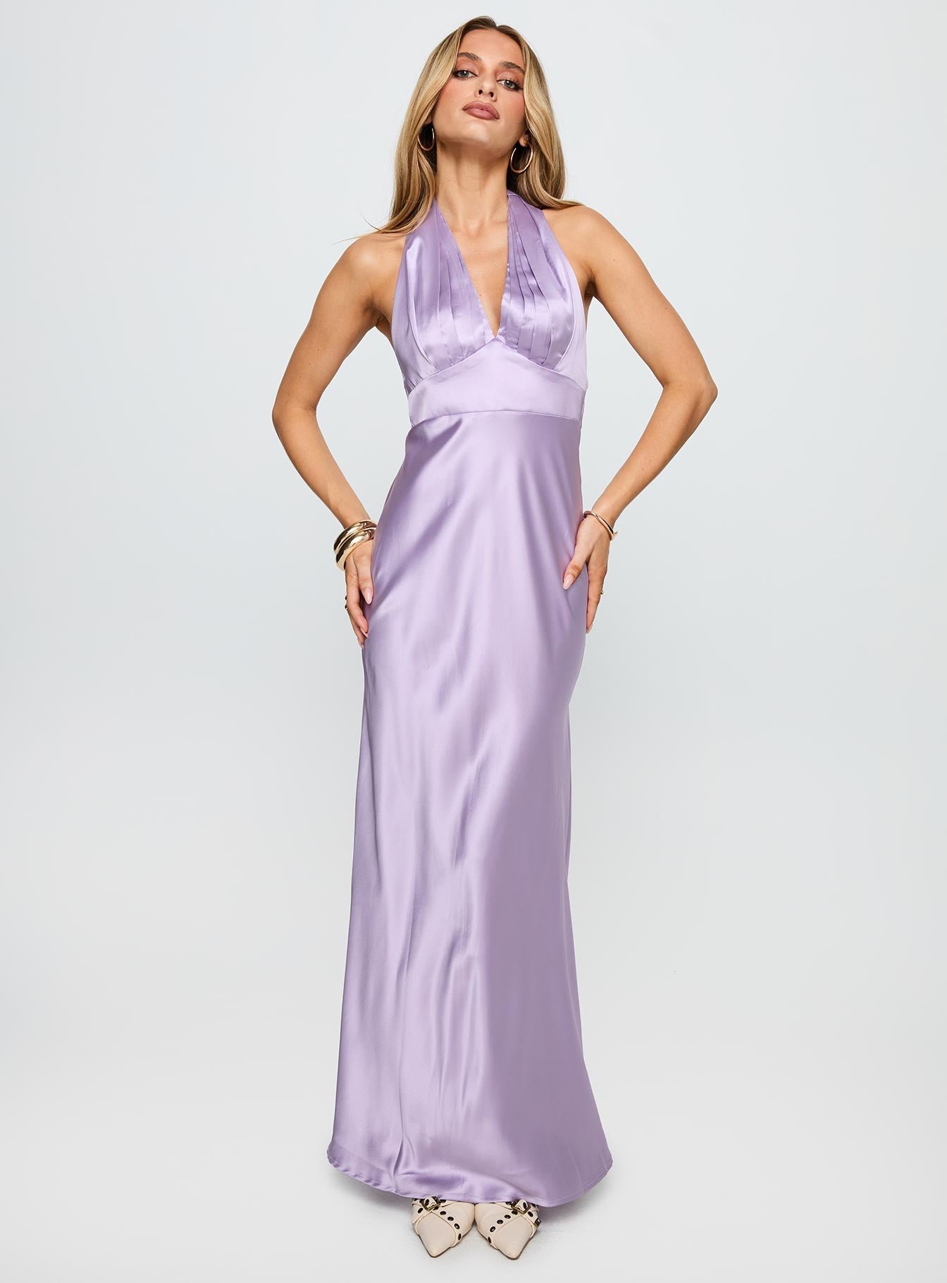 2-modelinfo-saskia-us2_0cdb2f41-bd03-4a64-abbd-b98948d71f61