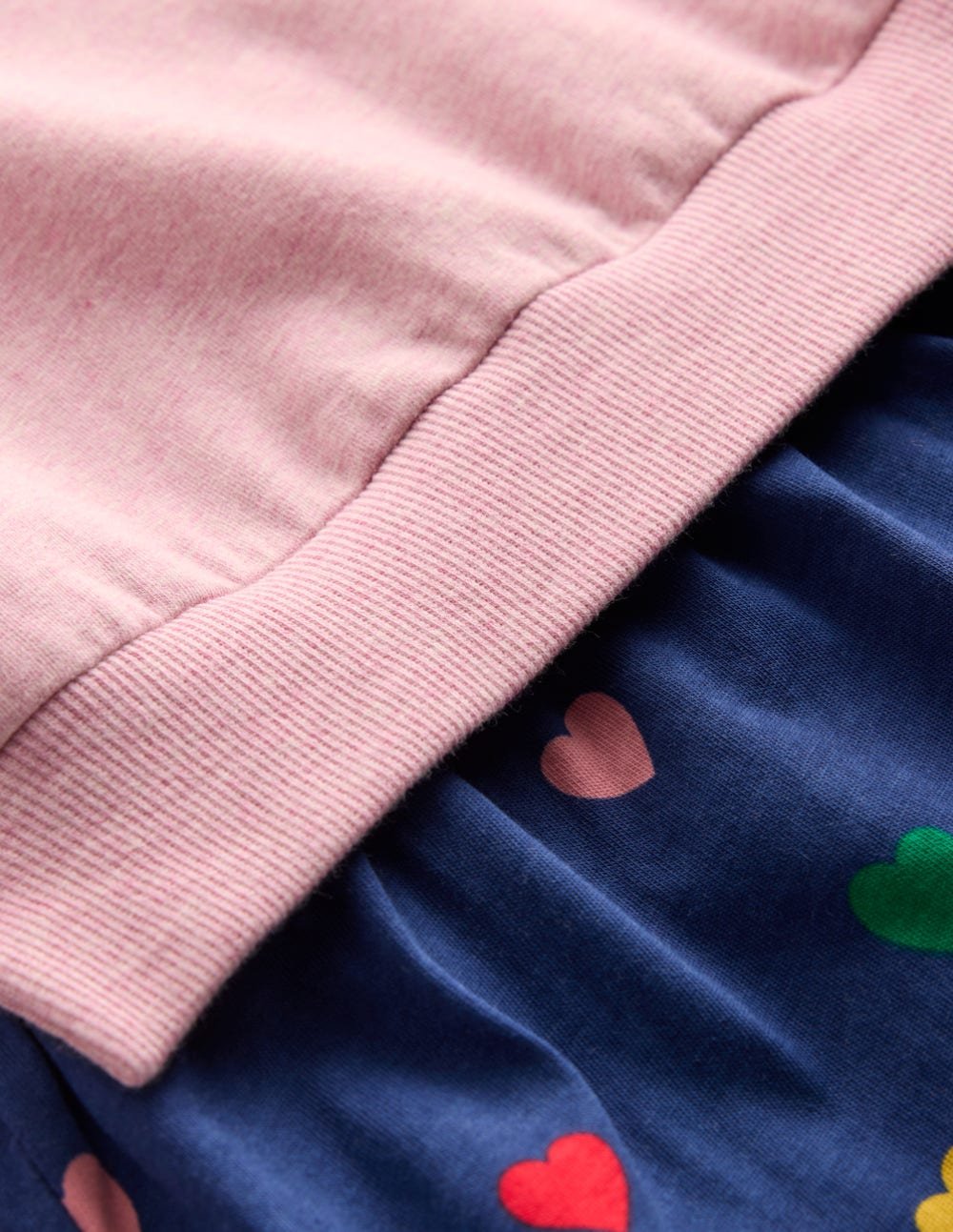 25gaut_g5502_pch_d02_5d76290f-eece-4ca7-bdb7-d49be56e0045