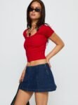 0-modelinfo-holly-us2_1e6eff98-207b-4f70-8ad2-3dbb637dca5b