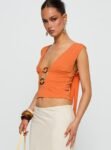 0-modelinfo-holly-us2_68de63f5-46ef-4cfe-86a7-373b47d28442