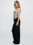 0-modelinfo-saskia-us2_99a4f54c-20a0-486a-bb46-96e4fd29bddb