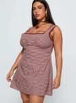 0-modelinfo-shay-us14_f724a928-f327-420f-9e53-b081a953a4e6