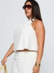 0-modelinfo-shay-us14_f06359f1-5f53-4958-bfd7-83281b2d82d8