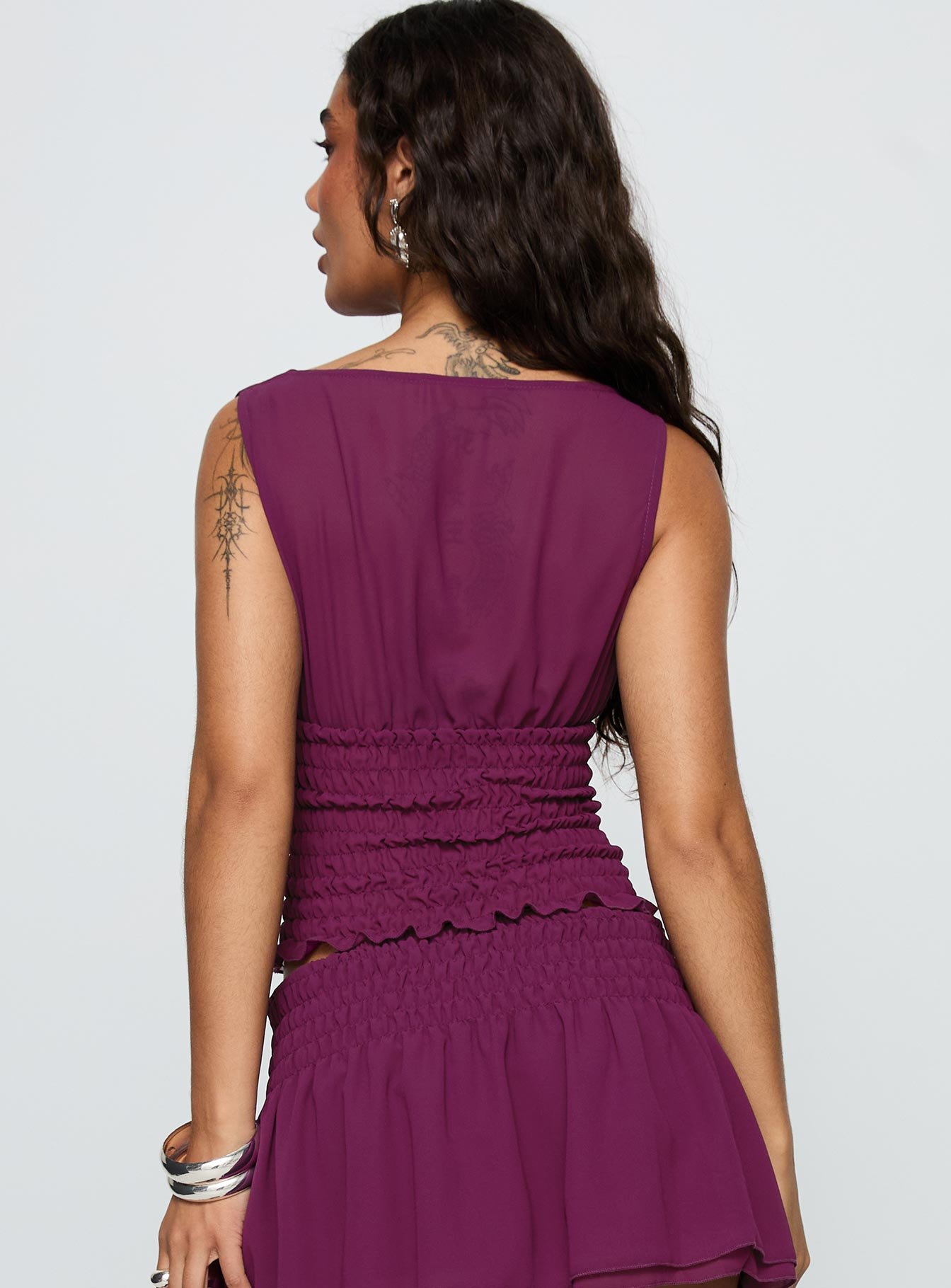 4-modelinfo-natalya-us2_1491da85-1a20-44b9-afe4-f67b11a24059