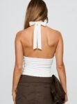 7-modelinfo-saskia-us2_3f8c54c3-b2ba-4349-891d-3ec2f79c5659