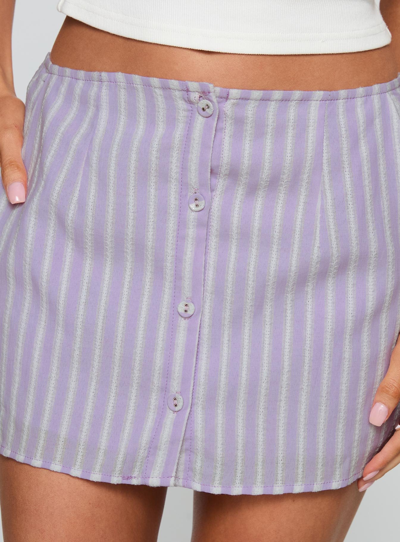 5-modelinfo-summer-us2_ffe48c41-2fa7-430b-8a5d-b416c72a82d9