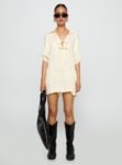 0-modelinfo-holly-us2_1c959c22-1d58-4293-9ef6-55582823afe5
