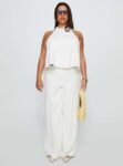 0-modelinfo-shay-us14_f06359f1-5f53-4958-bfd7-83281b2d82d8