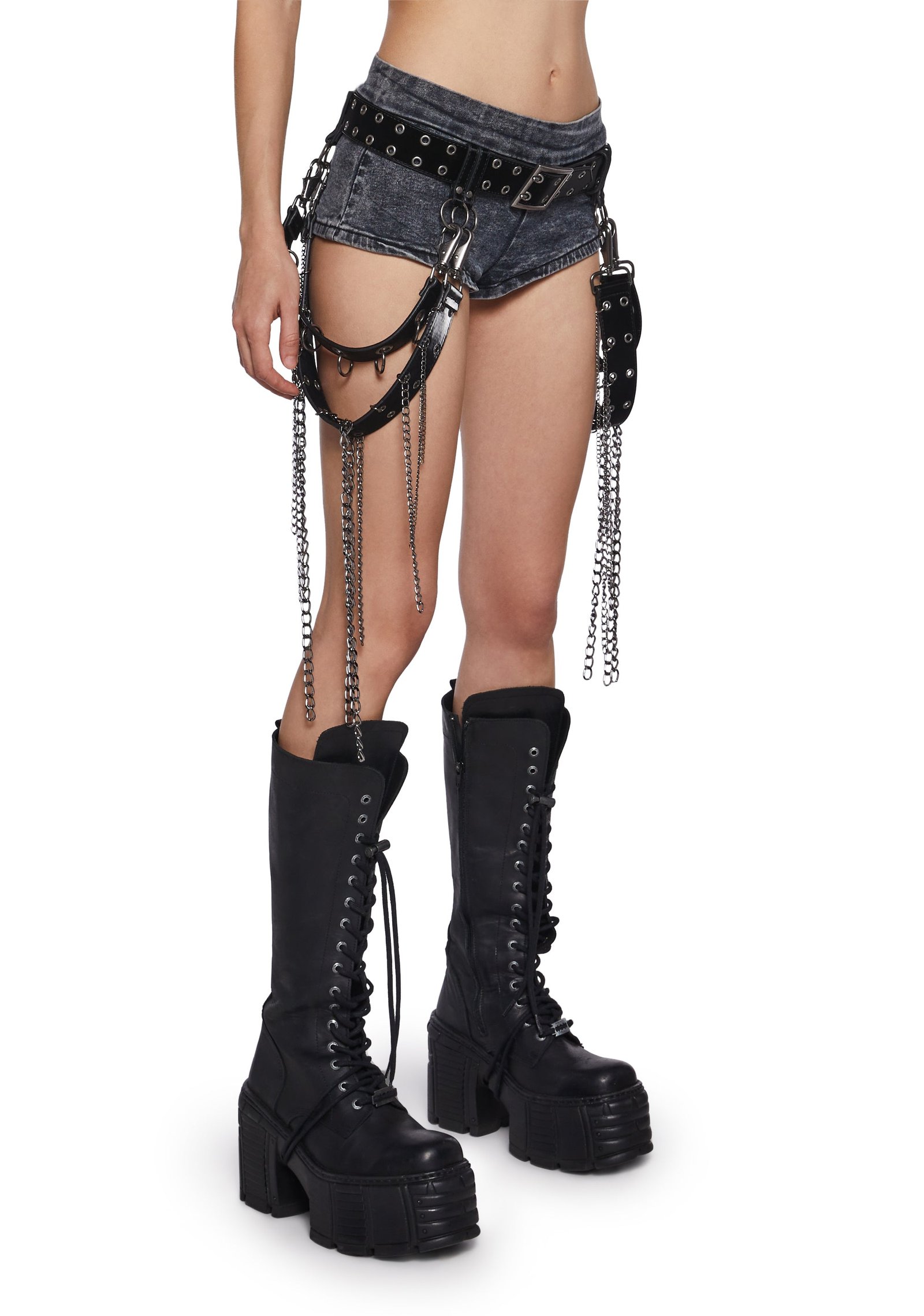 s1900370_f_r_darker_wavs_silver_296459_0096_25_04_07