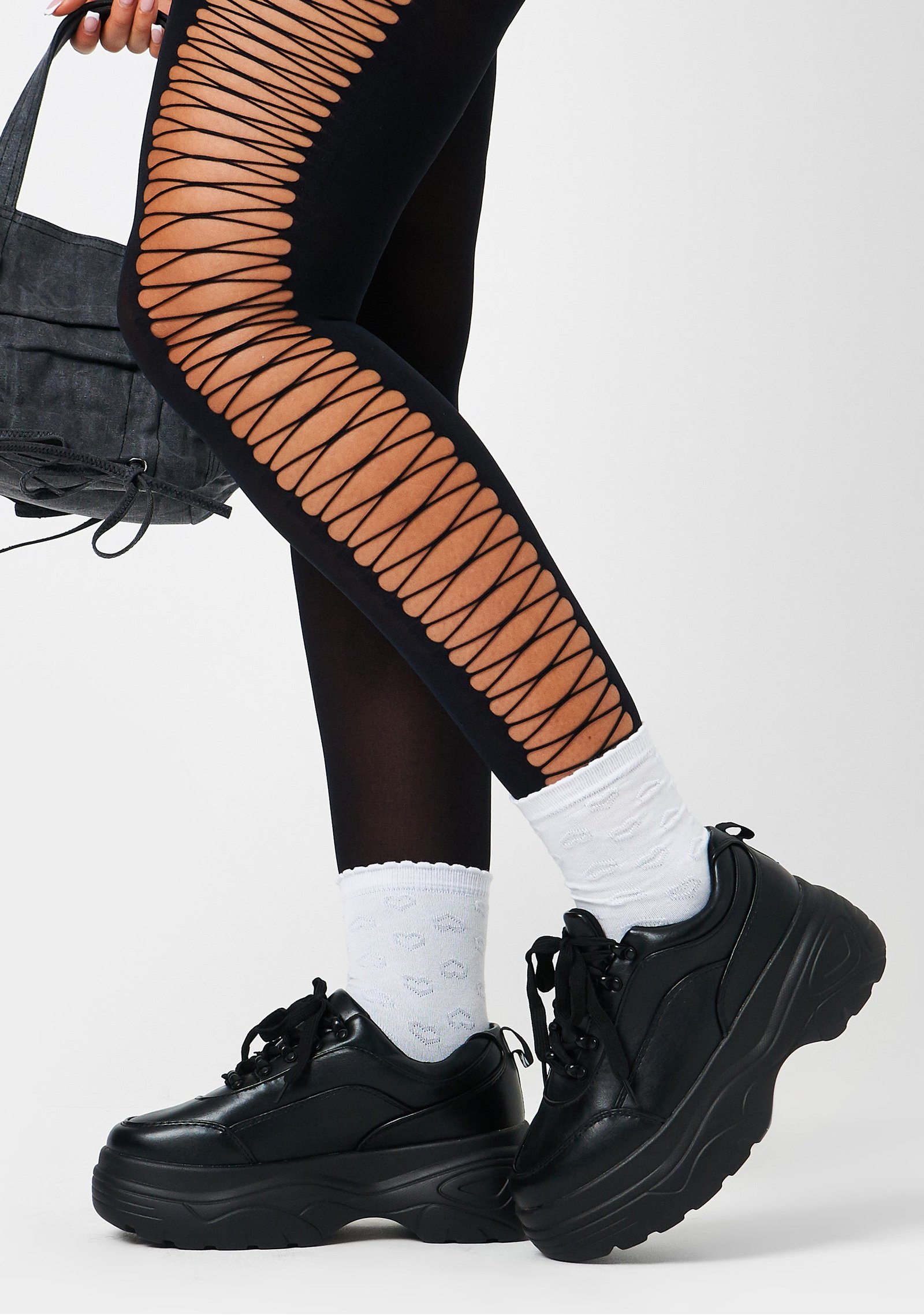s1905843_f_r_jennie_striker_black_chunky_bubble_trainers
