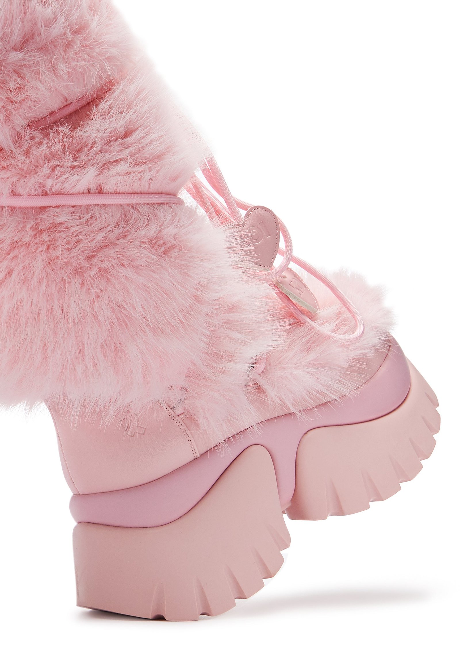 s1905864_f_r_kawaii_sasquatch_fluffy_pink_snow_boots_4