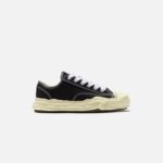 https-s3.store_.hypebeast.com-media-image-7a-72-Shoes-1-1-be88d